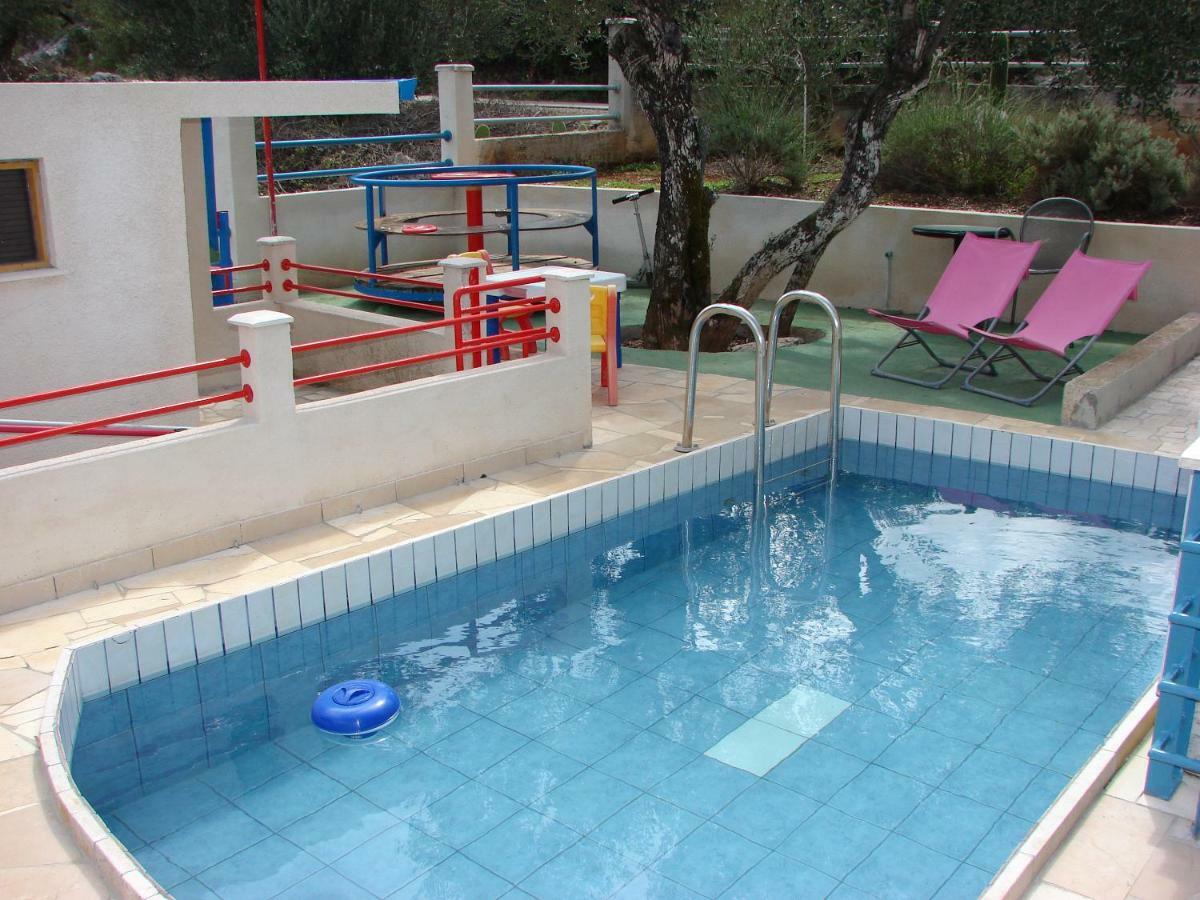 Iva Lavanda Putnikovic Ngoại thất bức ảnh